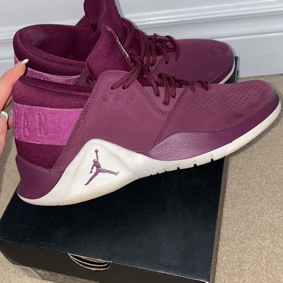 Jorden shoes - Picture 2 of 4